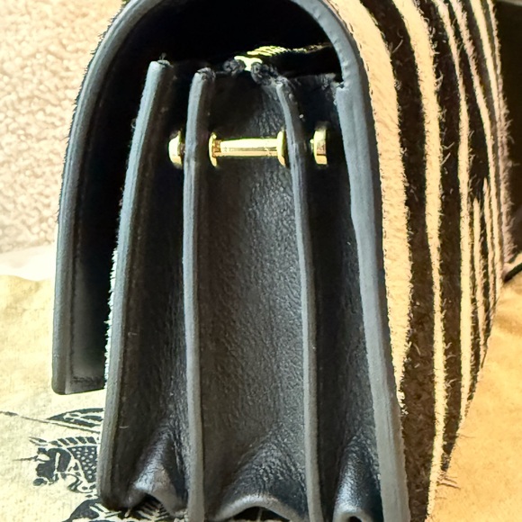 *RARE* EXCELLENT CONDITION Authentic Burberry calf hair zebra crossbody. - Picture 10 of 13